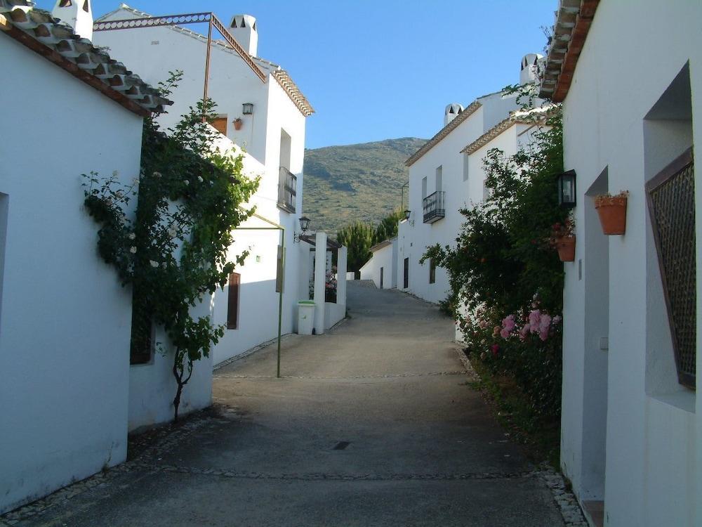 Villa Turistica De Priego Priego de Córdoba Екстериор снимка